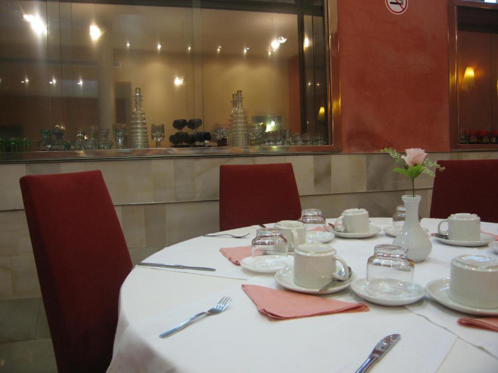 Hotel Rambla Figueres Esterno foto