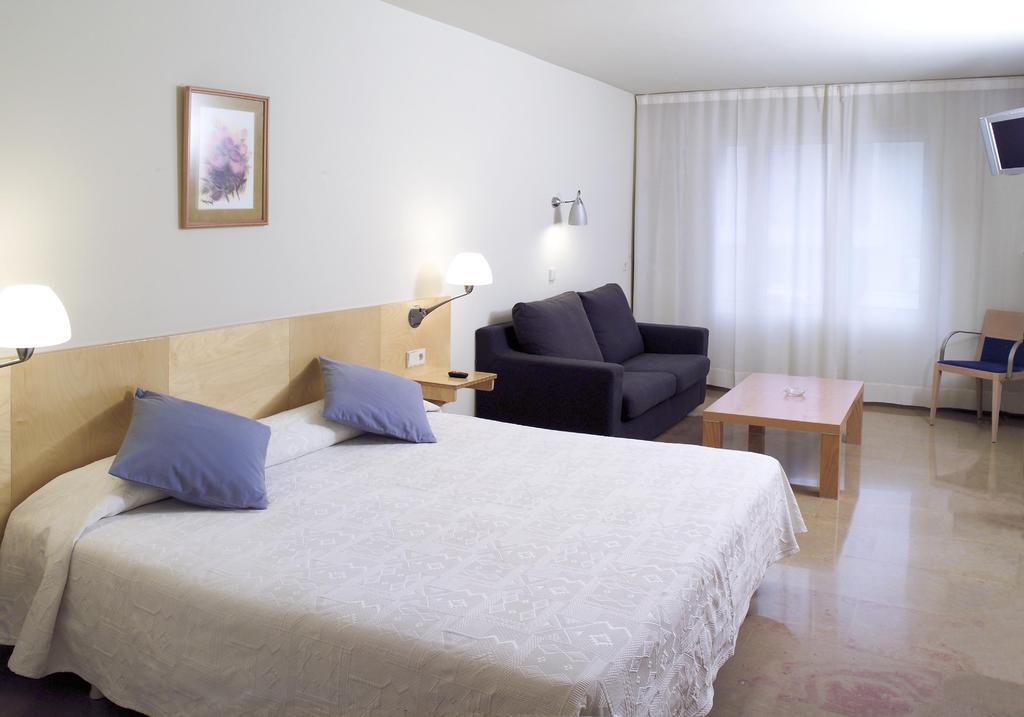 Hotel Rambla Figueres Esterno foto