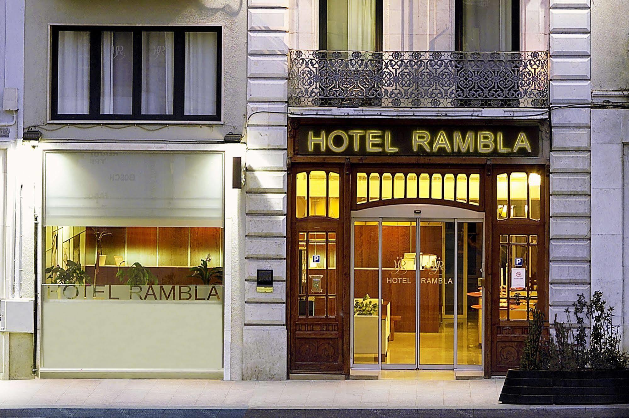 Hotel Rambla Figueres Esterno foto
